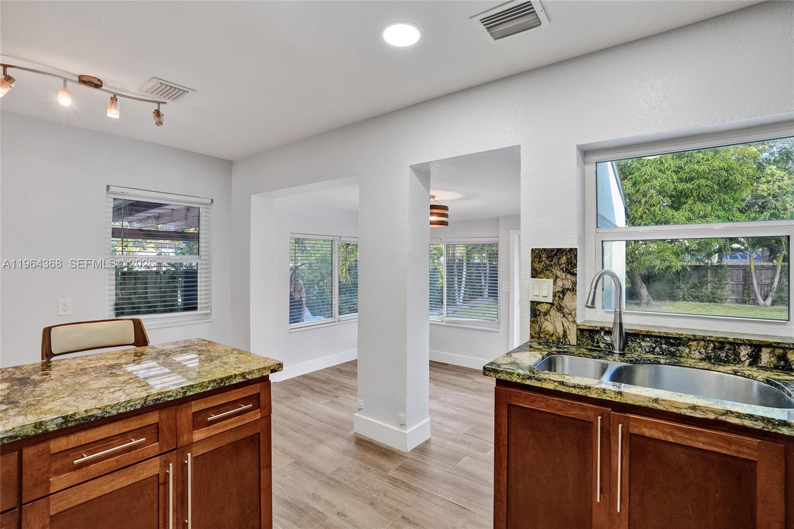 1517 Moffett St Hollywood, FL 33020