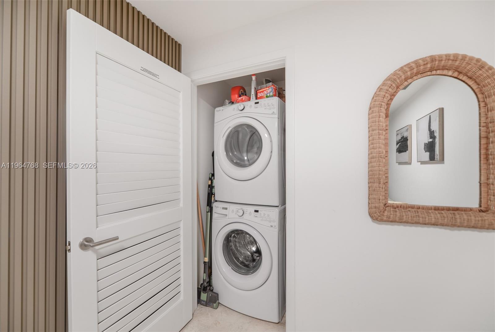 88 SW 7th St #2204 Miami, FL 33130