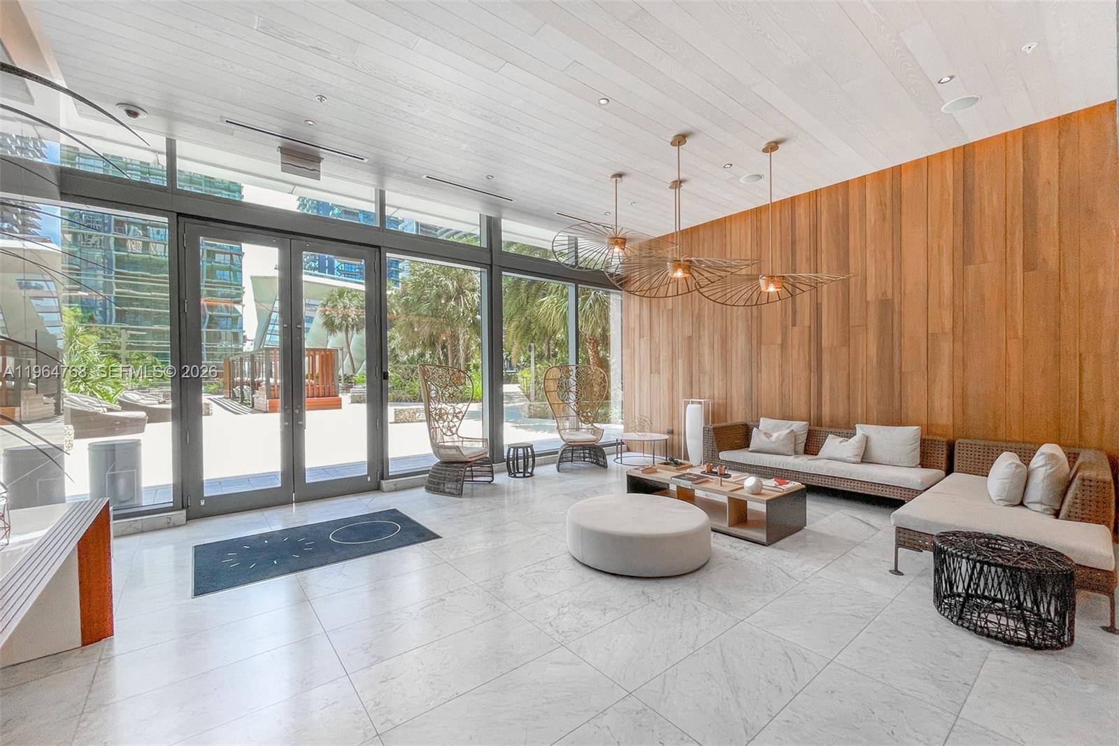 88 SW 7th St #2204 Miami, FL 33130