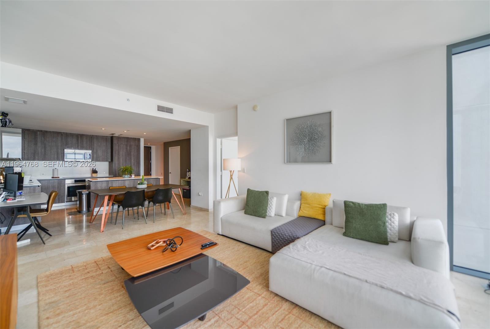 88 SW 7th St #2204 Miami, FL 33130