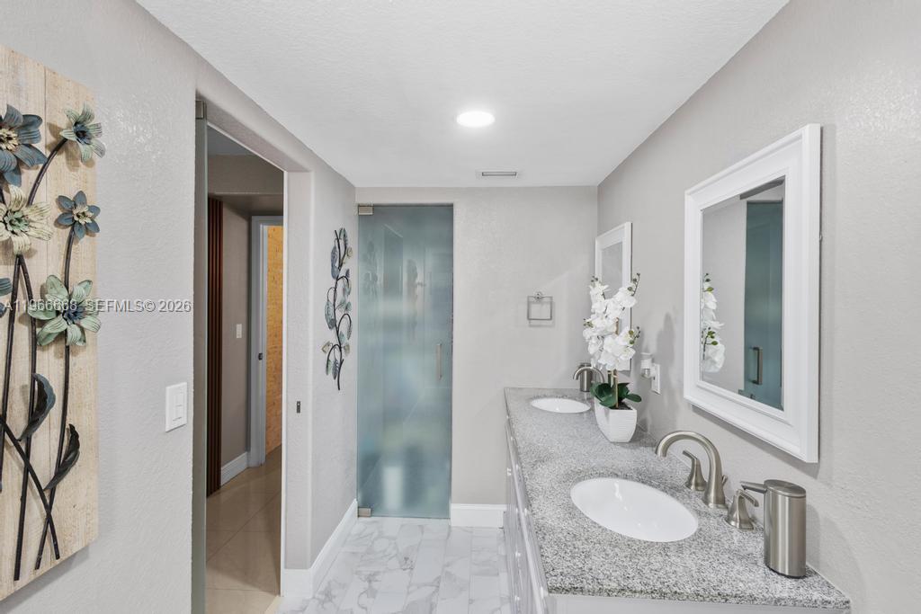 10951 W Okeechobee Rd #101 Hialeah Gardens, FL 33018