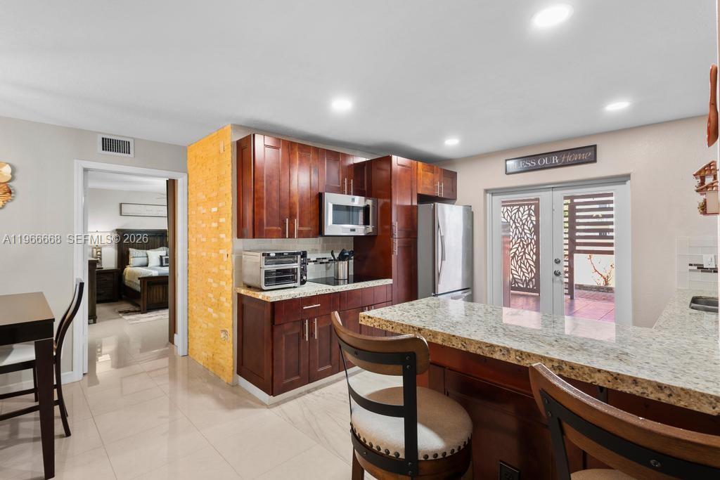 10951 W Okeechobee Rd #101 Hialeah Gardens, FL 33018