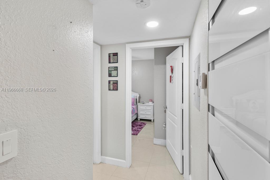 10951 W Okeechobee Rd #101 Hialeah Gardens, FL 33018