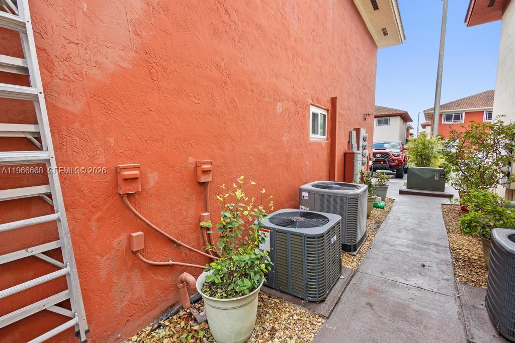 10951 W Okeechobee Rd #101 Hialeah Gardens, FL 33018