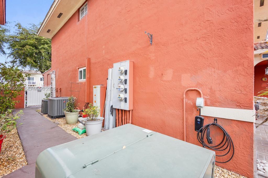 10951 W Okeechobee Rd #101 Hialeah Gardens, FL 33018