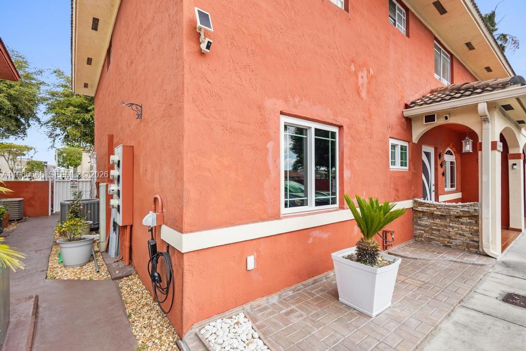 10951 W Okeechobee Rd #101 Hialeah Gardens, FL 33018