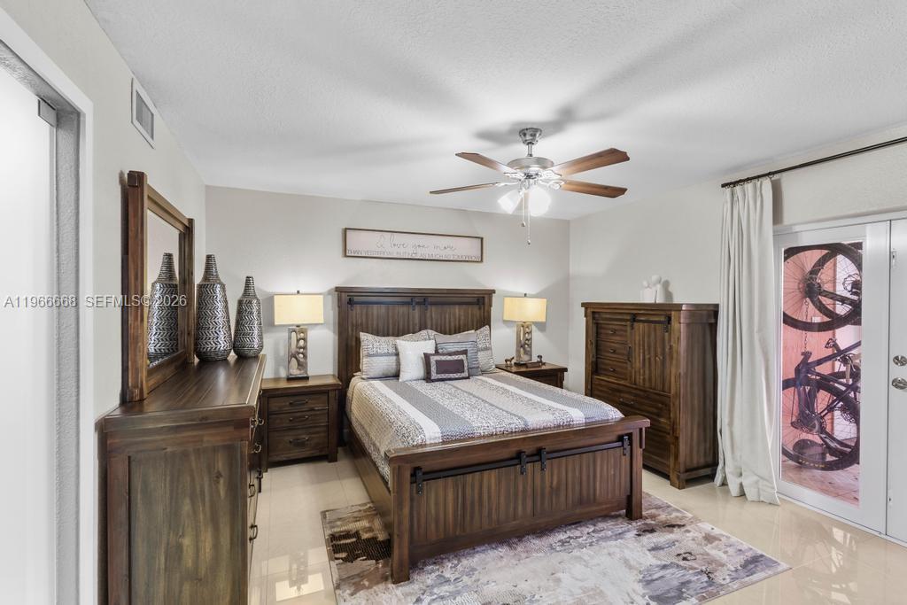 10951 W Okeechobee Rd #101 Hialeah Gardens, FL 33018