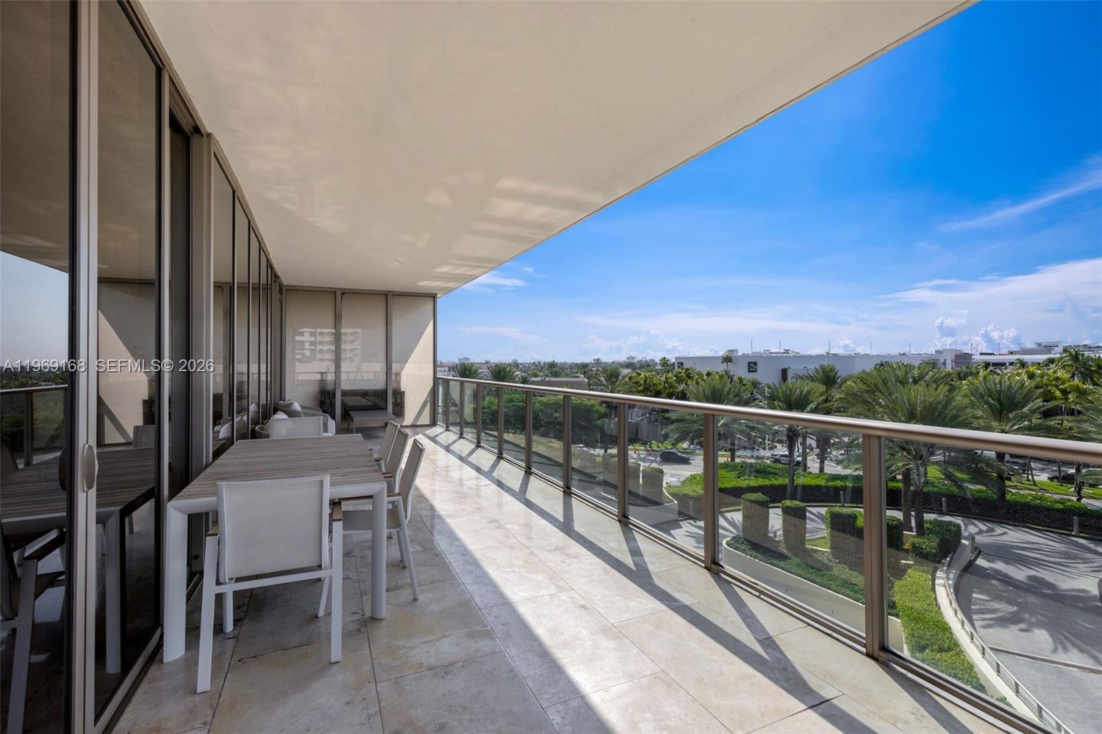 image St Regis Bal Harbour South21