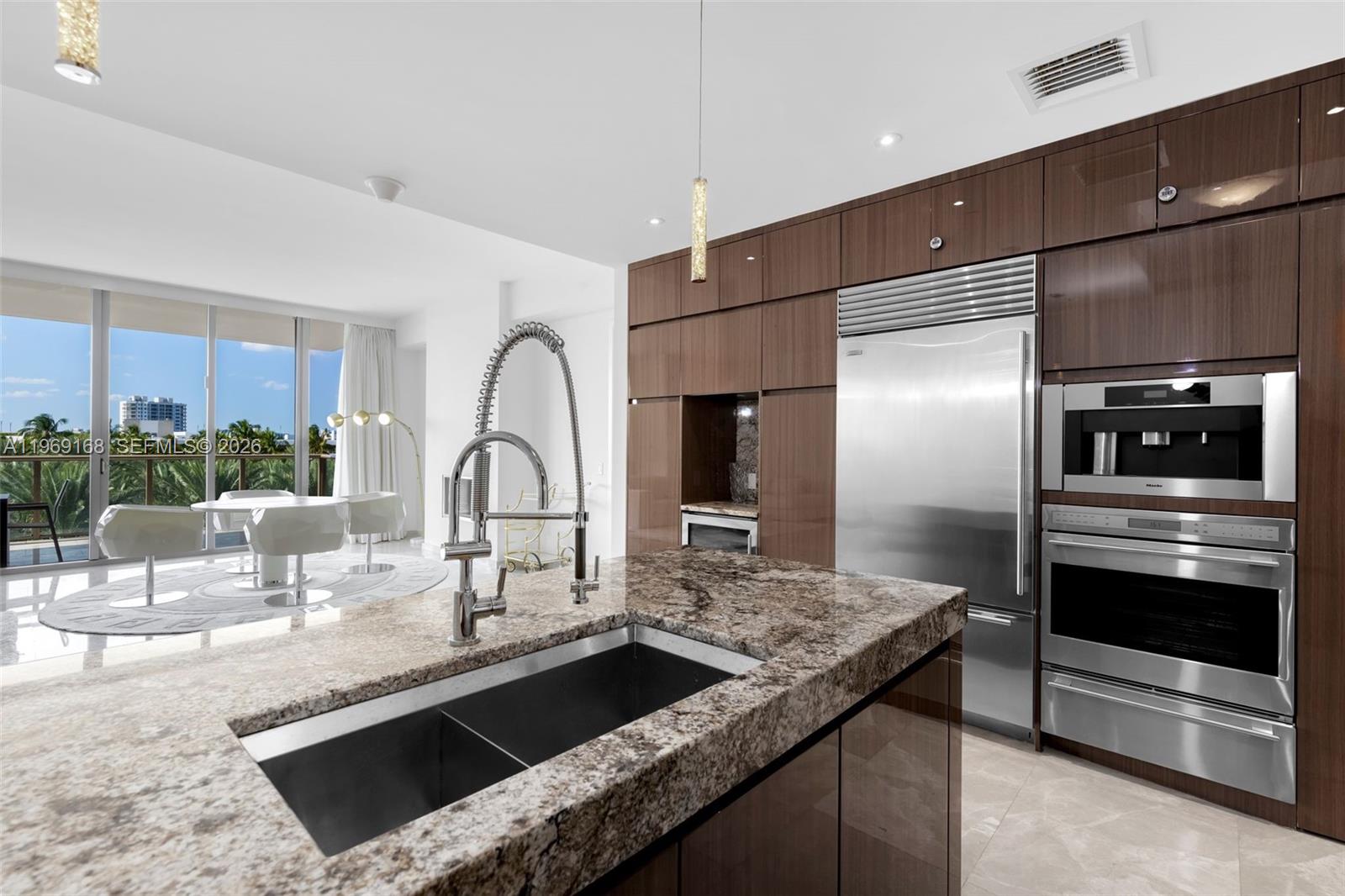 image St Regis Bal Harbour South4