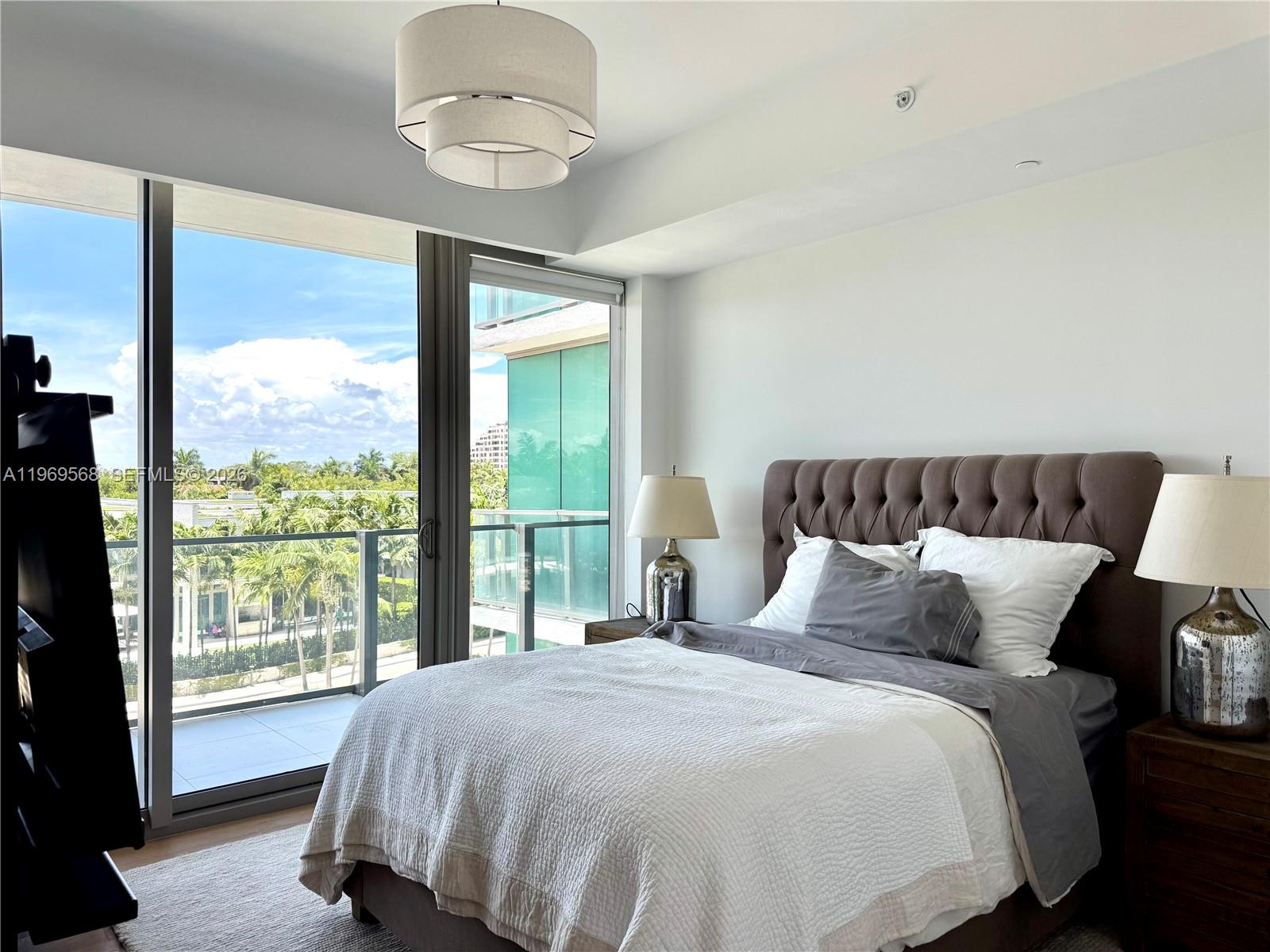 350 Ocean Dr #406N Key Biscayne, FL 33149