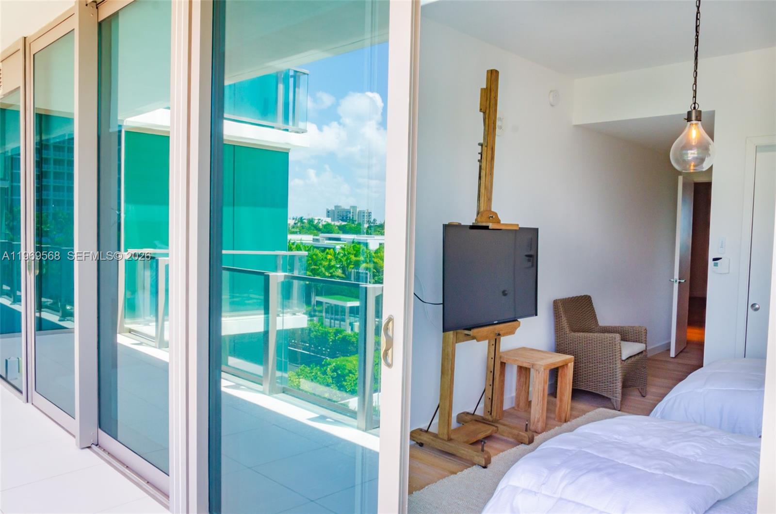 350 Ocean Dr #406N Key Biscayne, FL 33149