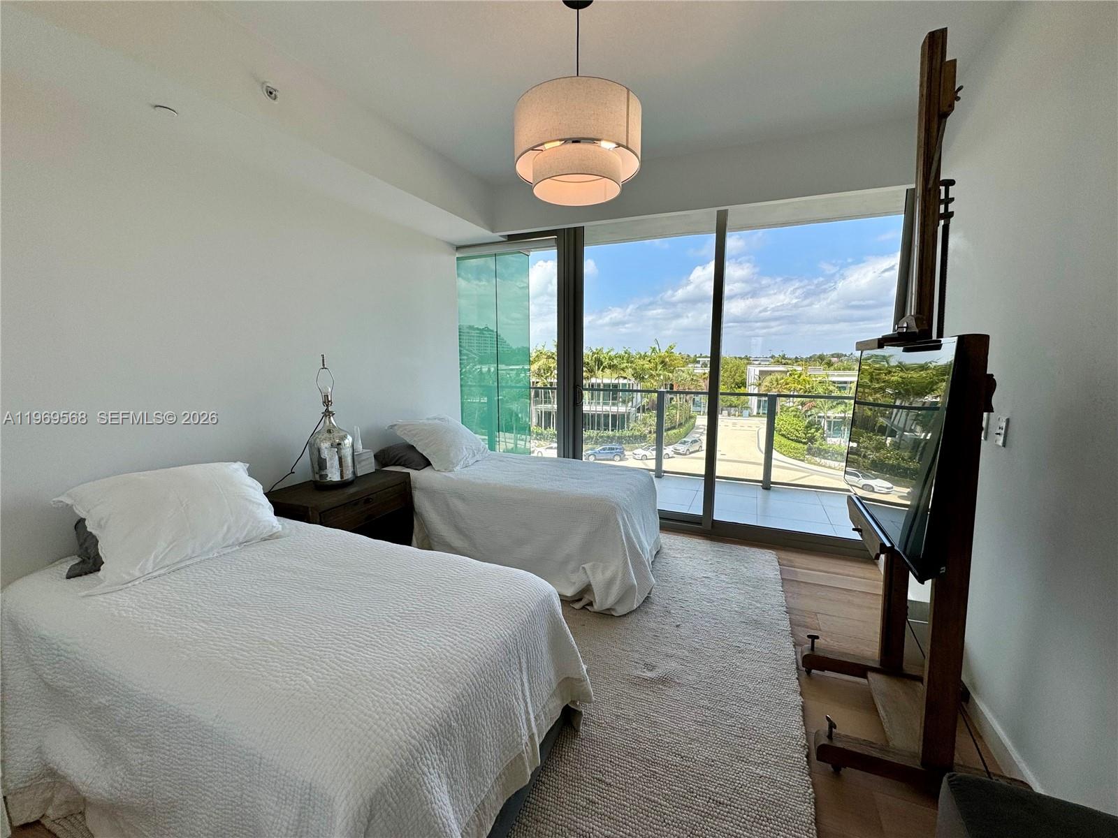 350 Ocean Dr #406N Key Biscayne, FL 33149