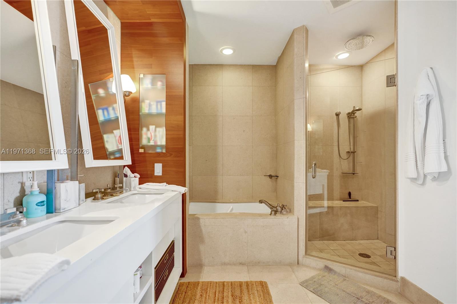 image The Carillon South Tower10