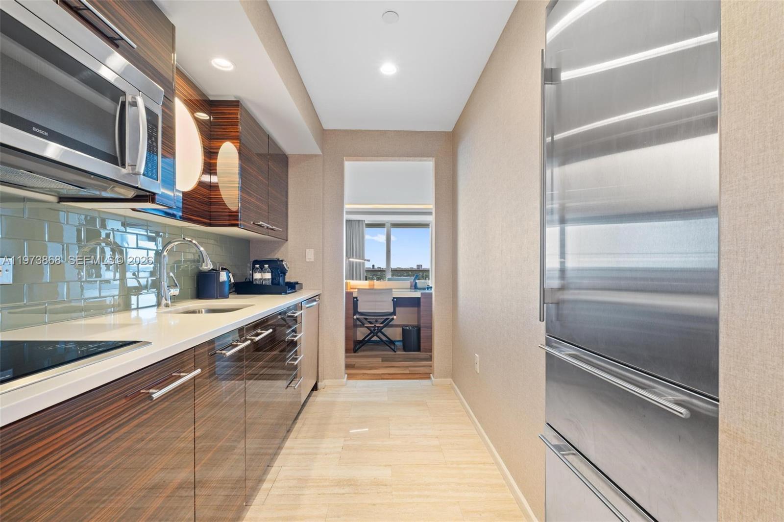 551 N Fort Lauderdale Bch Blvd #R1803 Fort Lauderdale, FL 33304