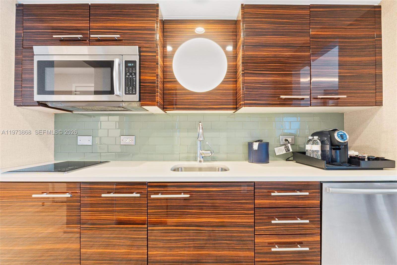 551 N Fort Lauderdale Bch Blvd #R1803 Fort Lauderdale, FL 33304