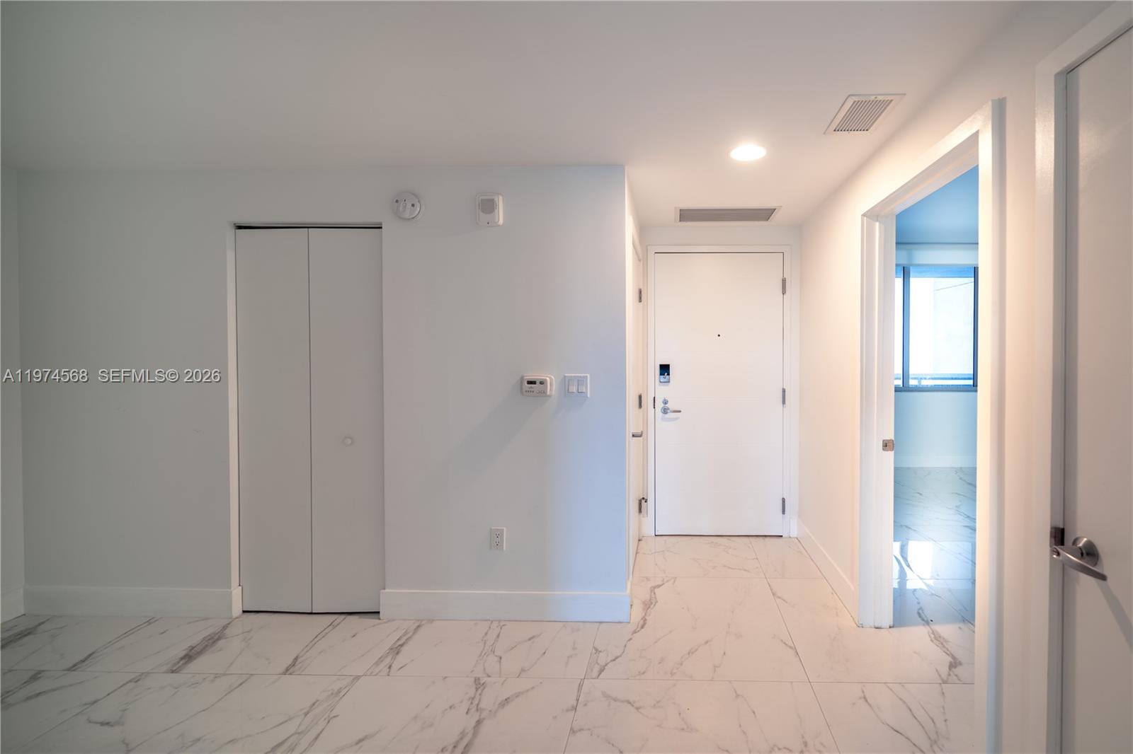 16385 Biscayne Blvd #417 North Miami Beach, FL 33160