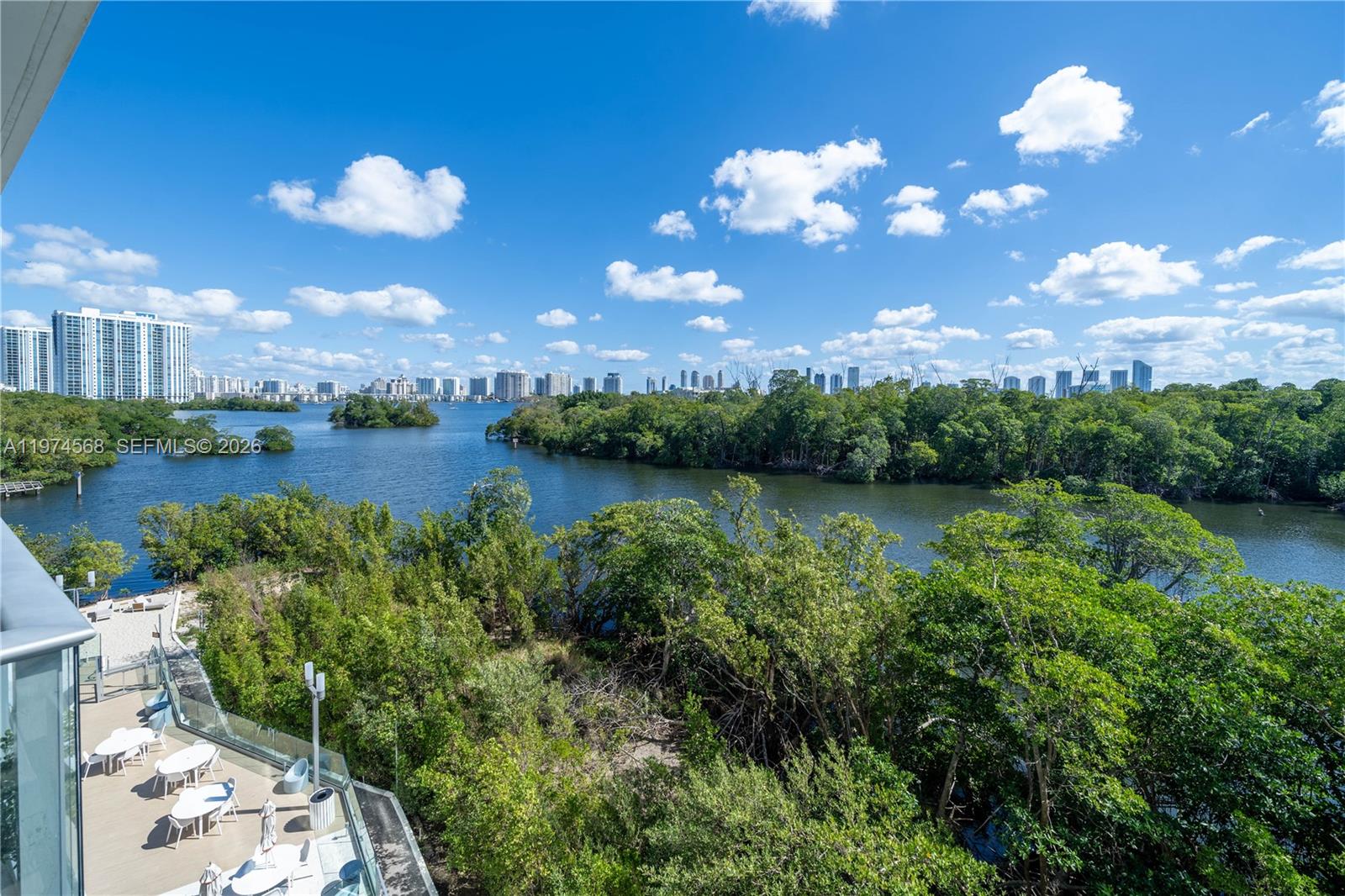 16385 Biscayne Blvd #417 North Miami Beach, FL 33160