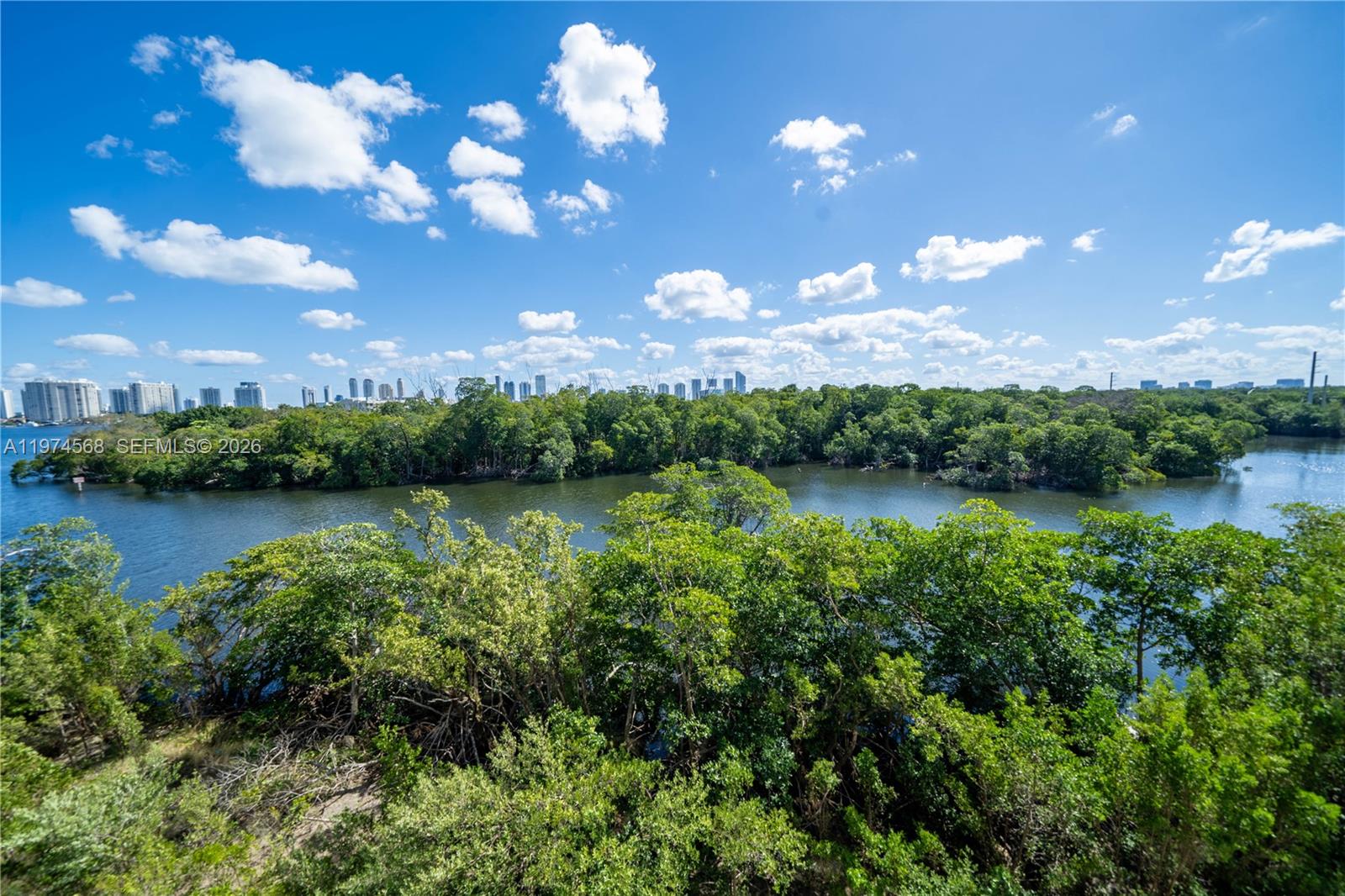 16385 Biscayne Blvd #417 North Miami Beach, FL 33160