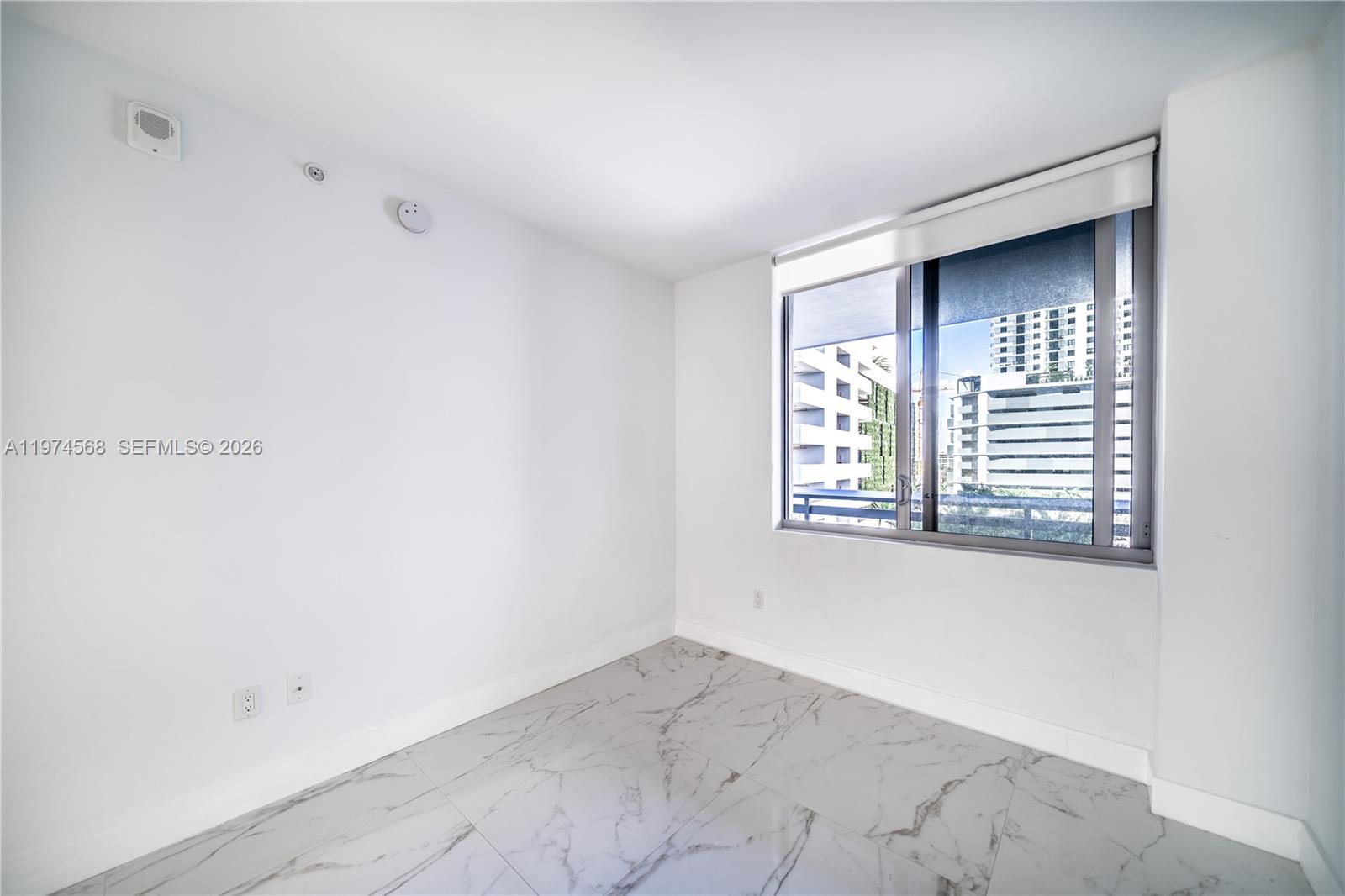 16385 Biscayne Blvd #417 North Miami Beach, FL 33160