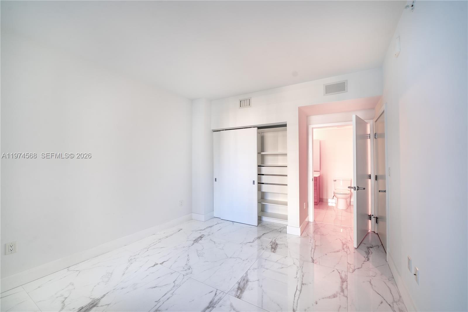 16385 Biscayne Blvd #417 North Miami Beach, FL 33160