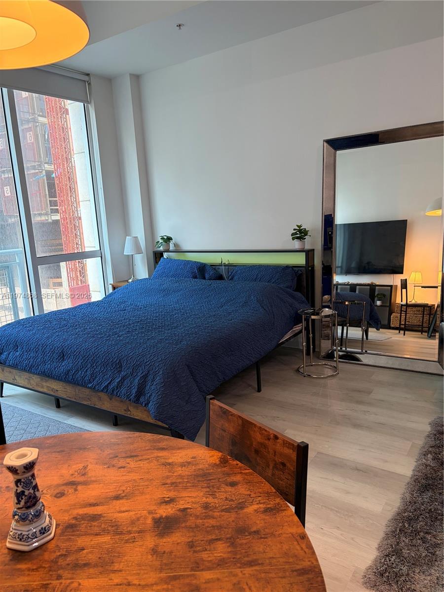 image Vizcayne North10