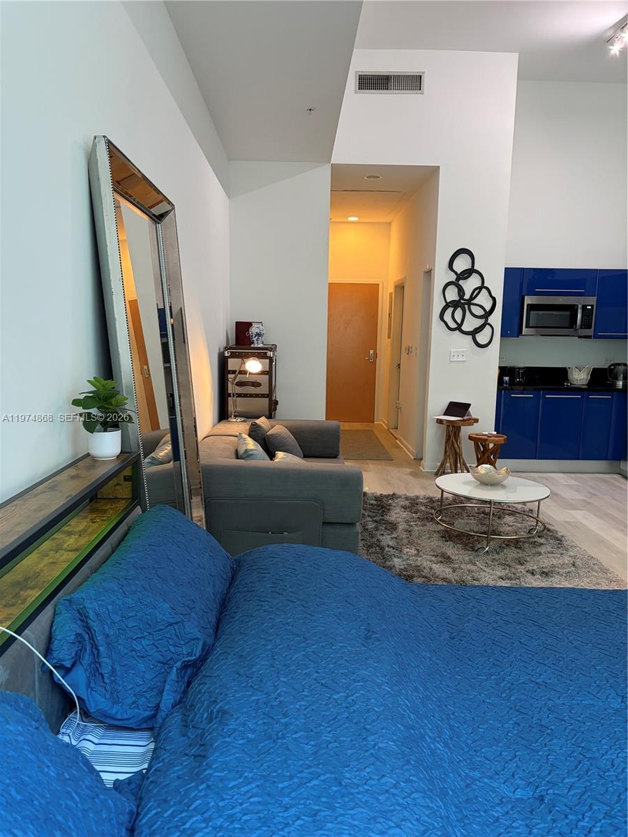 image Vizcayne North5