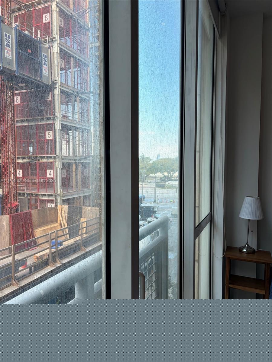 image Vizcayne North6