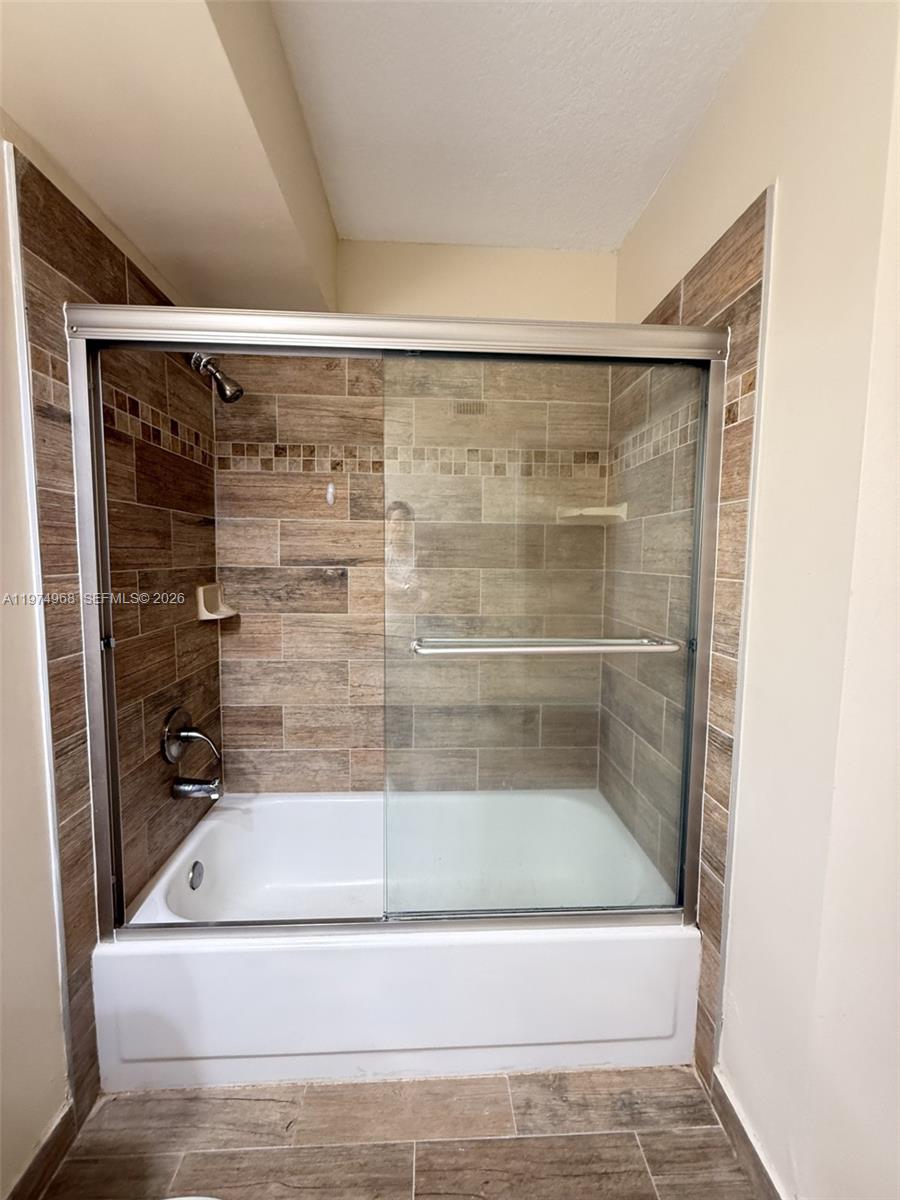 811 Lyons Rd #20104 Coconut Creek, FL 33063