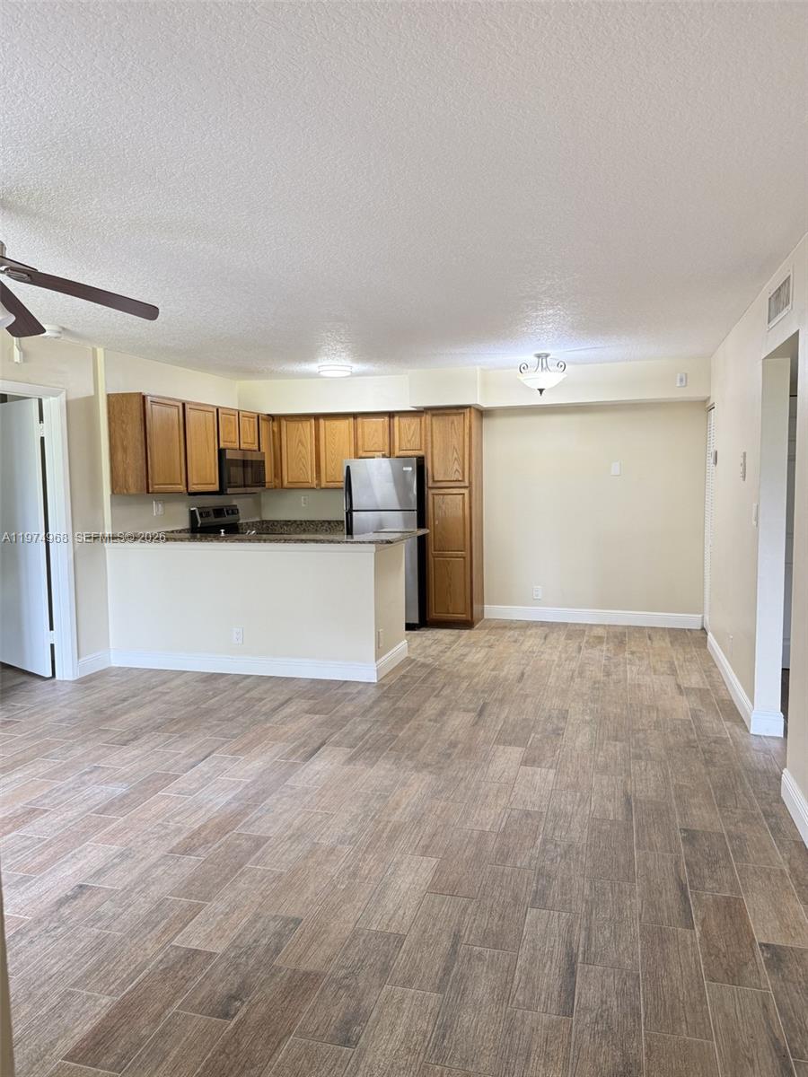 811 Lyons Rd #20104 Coconut Creek, FL 33063