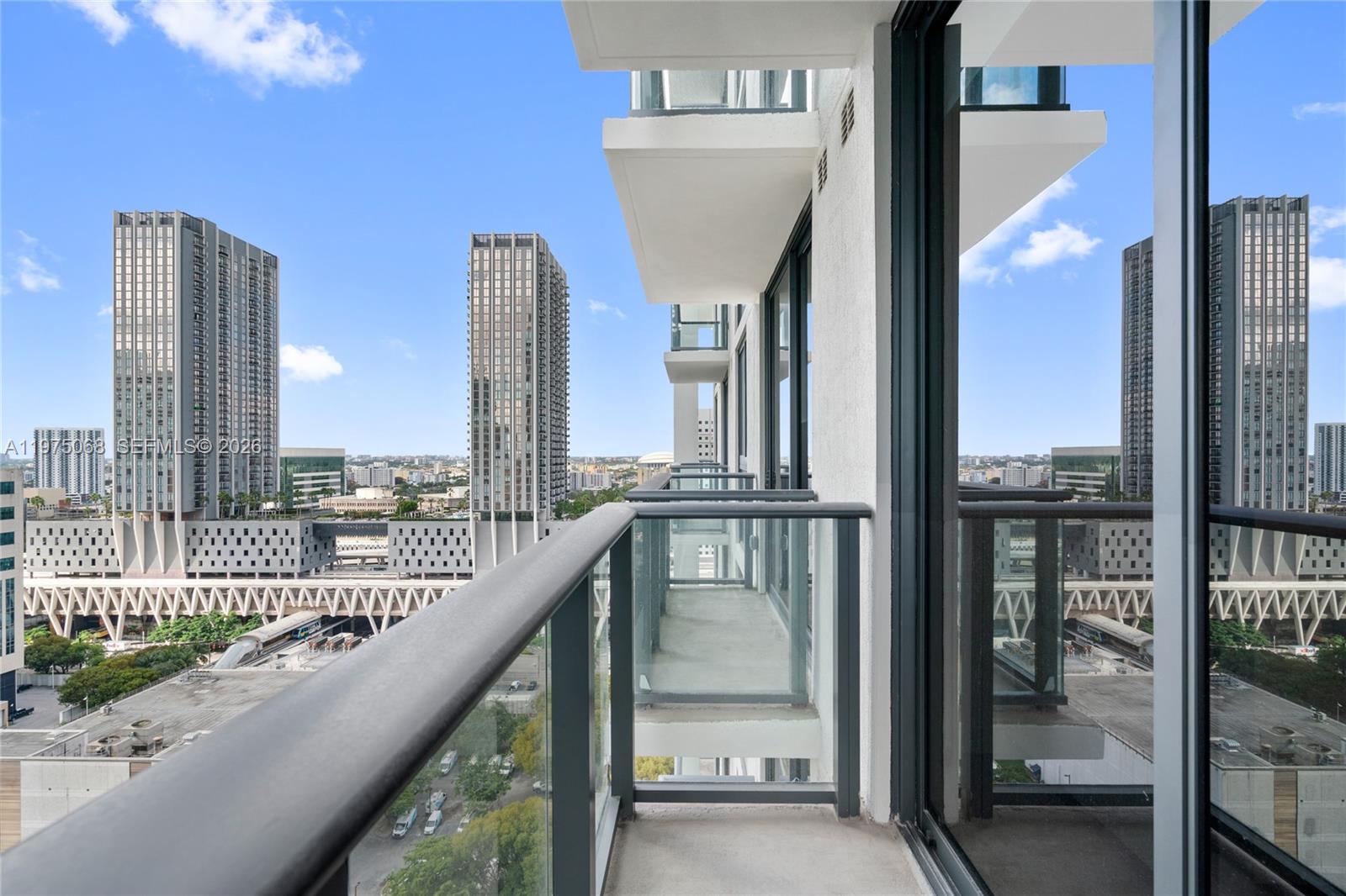 11 Ne 6th St #2104 Miami, FL 33132