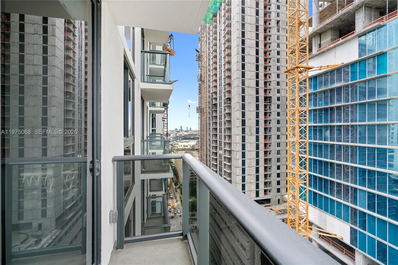 11 Ne 6th St #2104 Miami, FL 33132