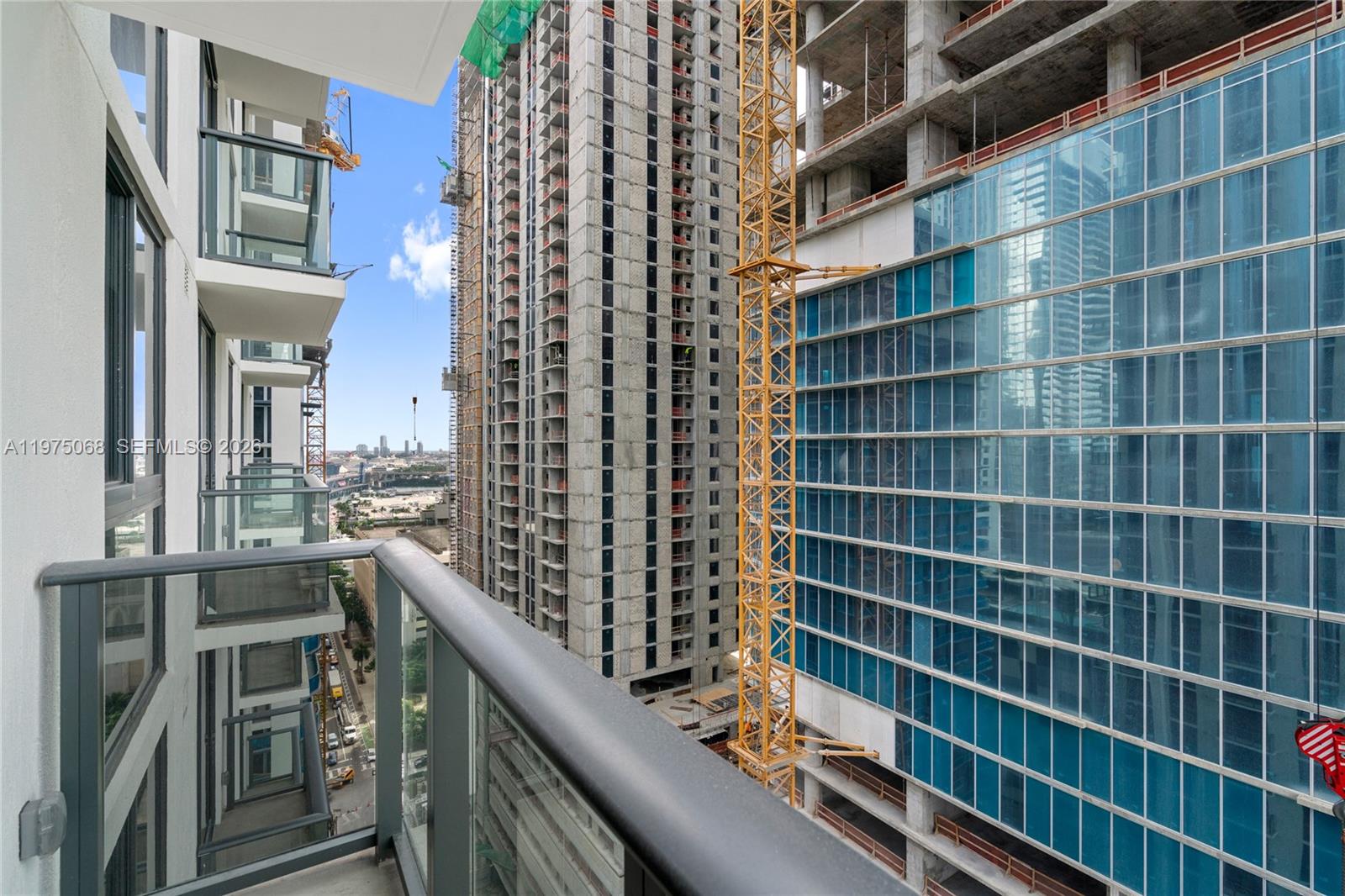 11 Ne 6th St #2104 Miami, FL 33132