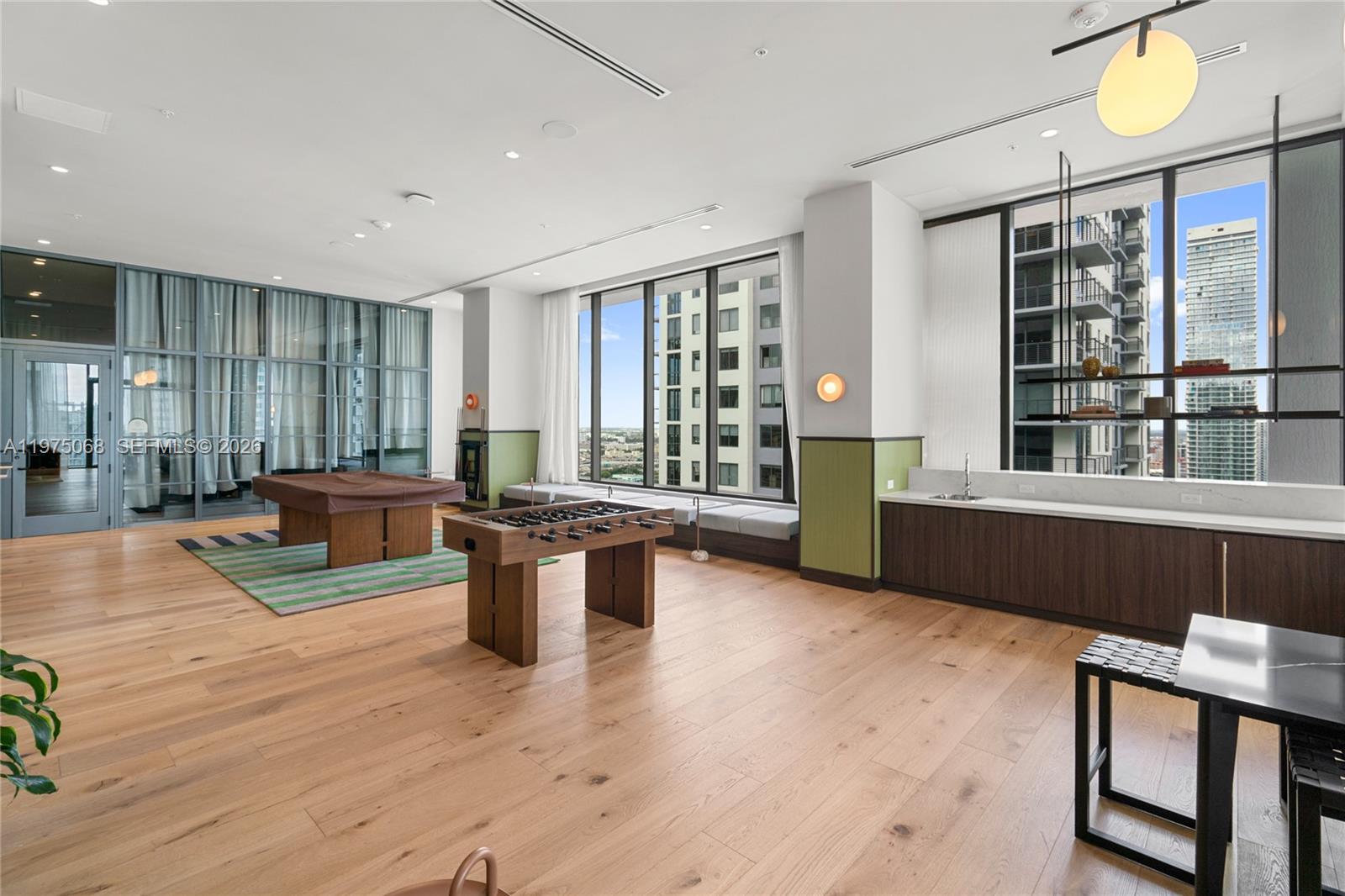 11 Ne 6th St #2104 Miami, FL 33132