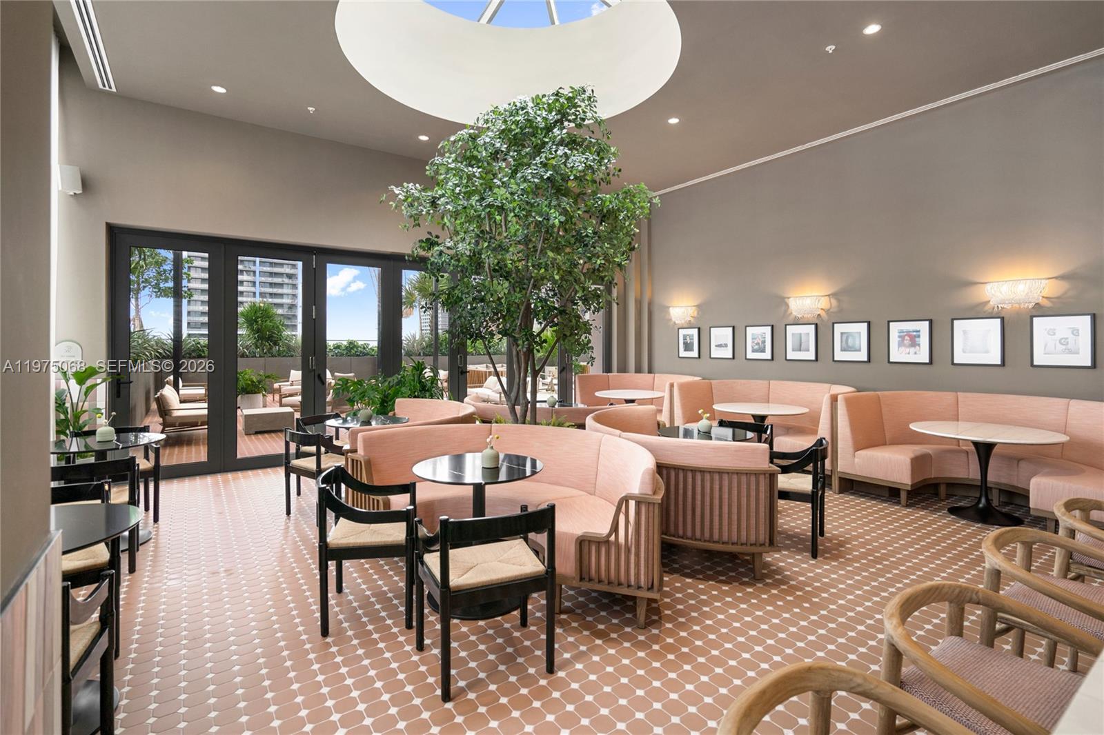 11 Ne 6th St #2104 Miami, FL 33132