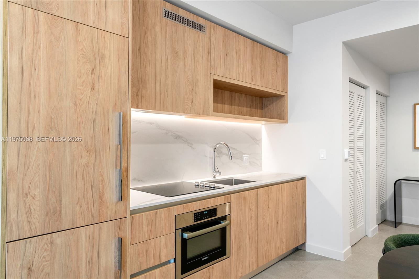 11 Ne 6th St #2104 Miami, FL 33132