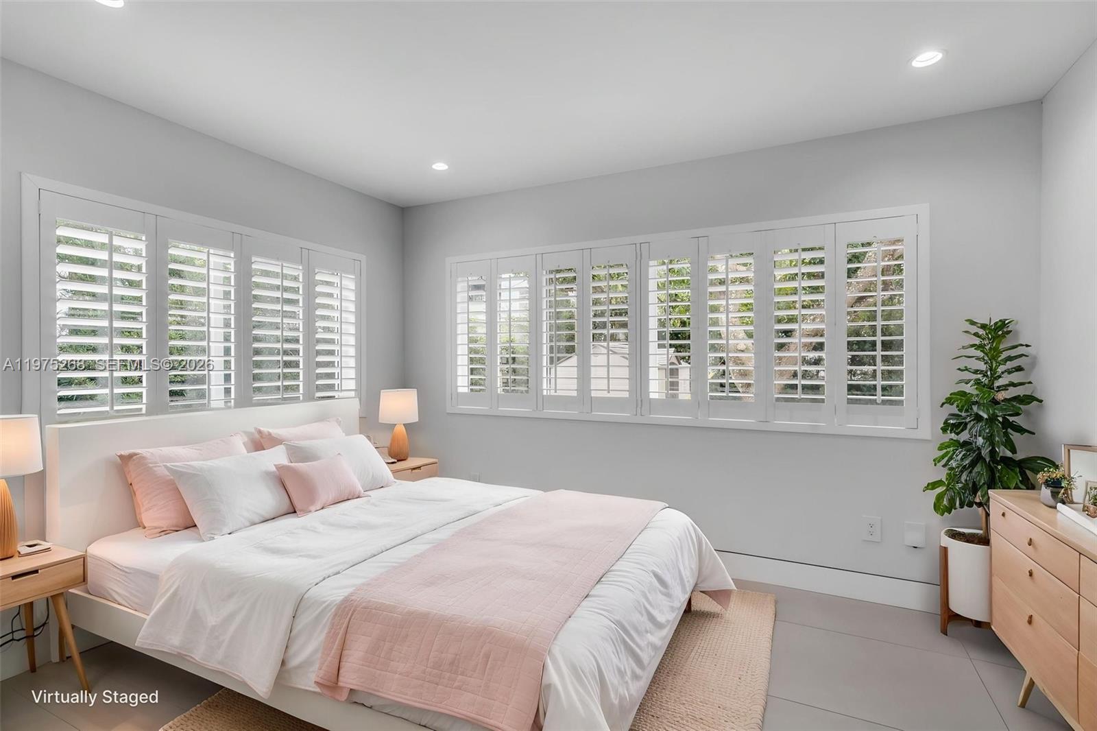 1632 SW 12th St Miami, FL 33135