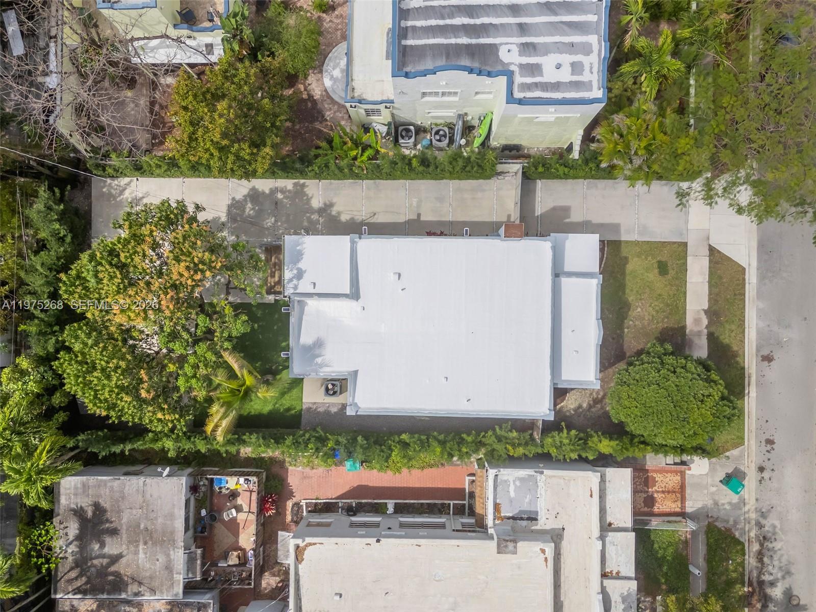 1632 SW 12th St Miami, FL 33135