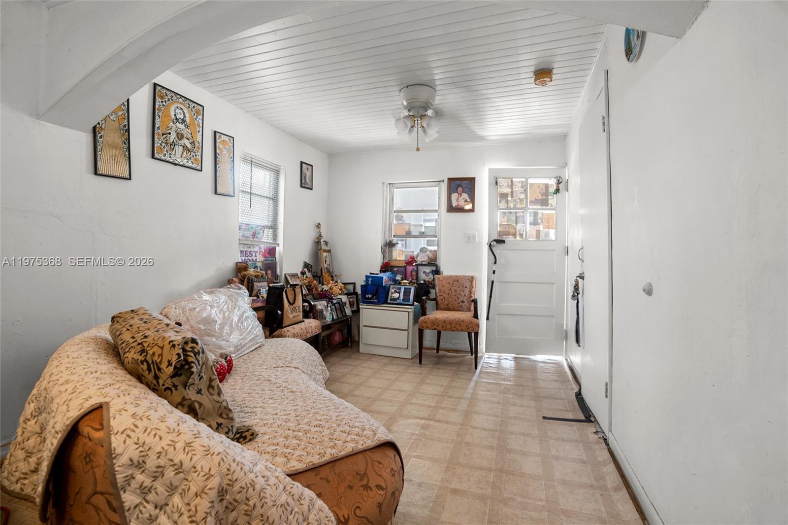 1733 NW 66th St Miami, FL 33147