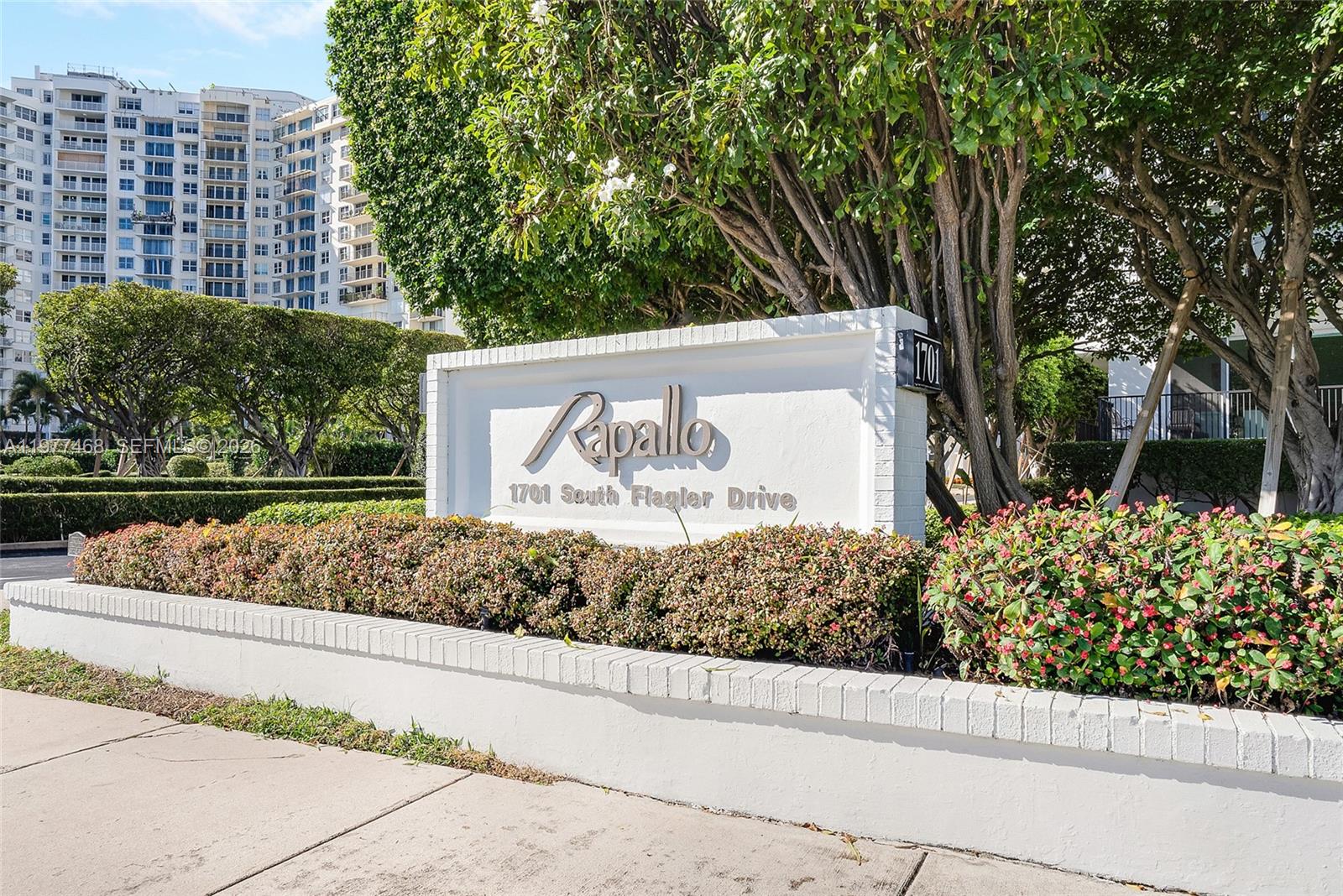 1701 S Flagler Dr #1508 West Palm Beach, FL 33401