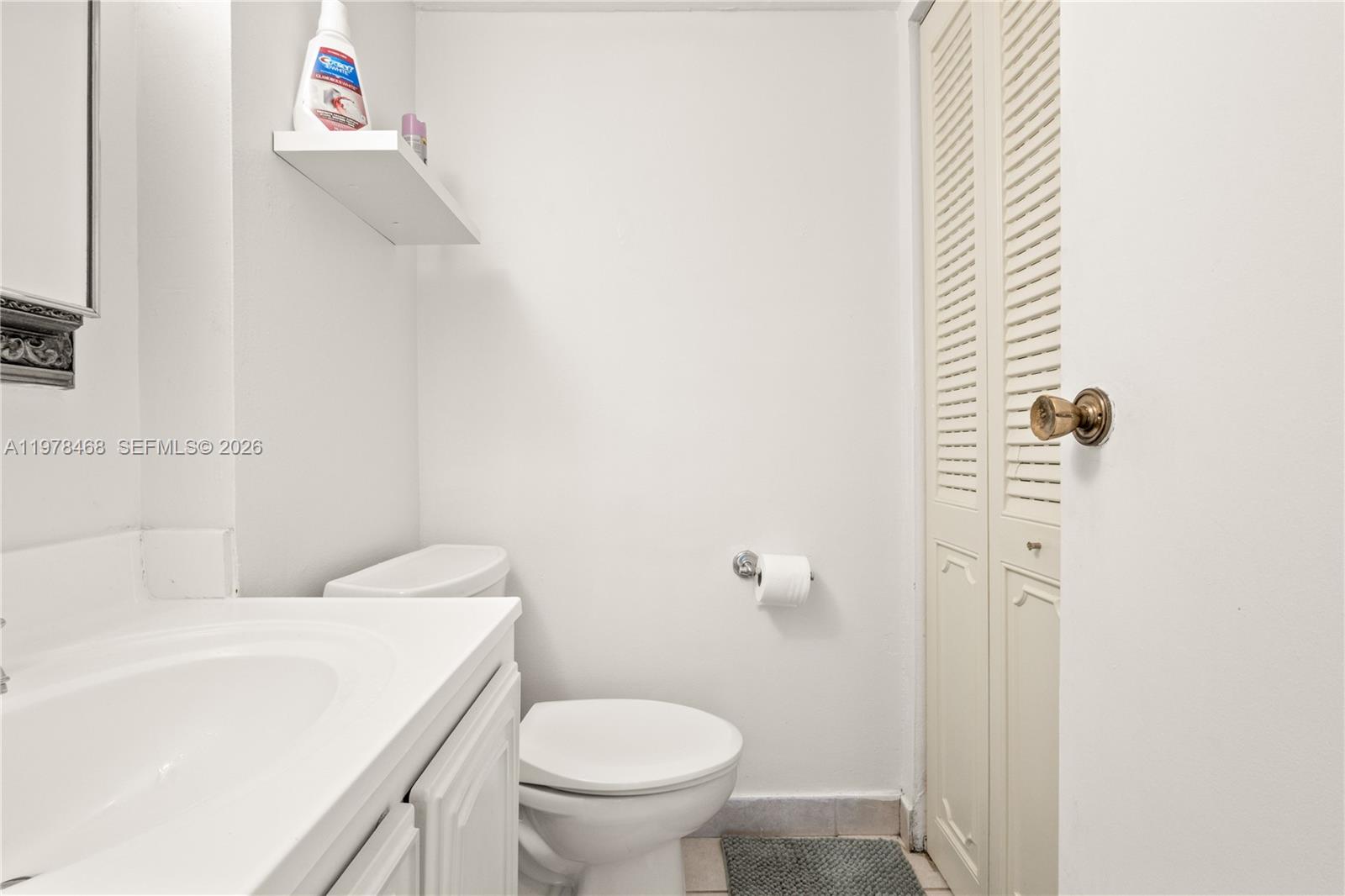 1000 Parkview Dr #115 Hallandale Beach, FL 33009