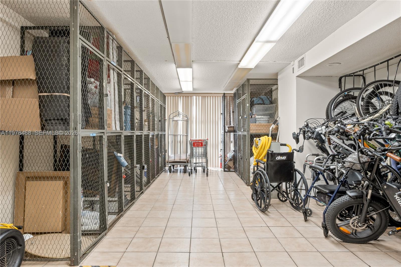 1000 Parkview Dr #115 Hallandale Beach, FL 33009