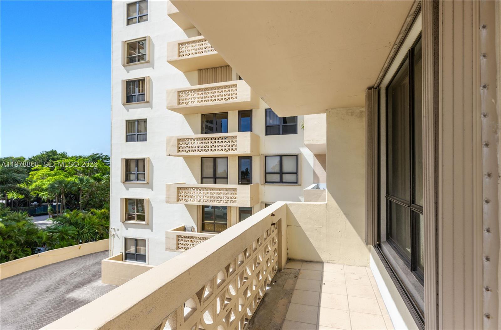 10185 Collins Ave #410 Bal Harbour, FL 33154