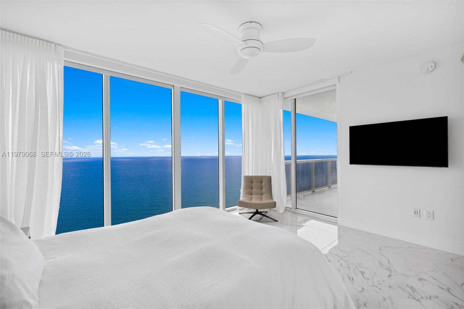 1830 S Ocean Dr #4502 Hallandale Beach, FL 33009