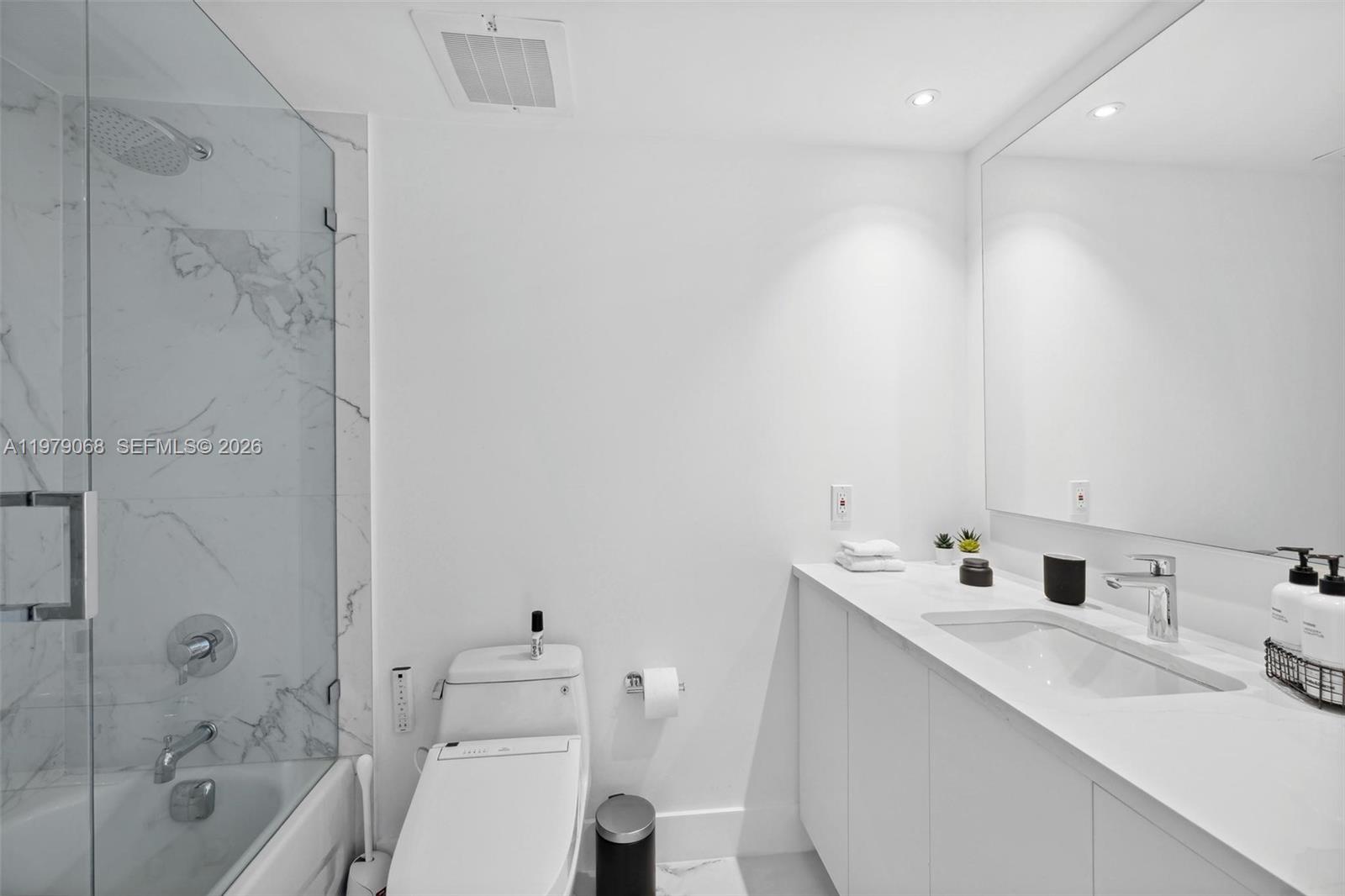 1830 S Ocean Dr #4502 Hallandale Beach, FL 33009