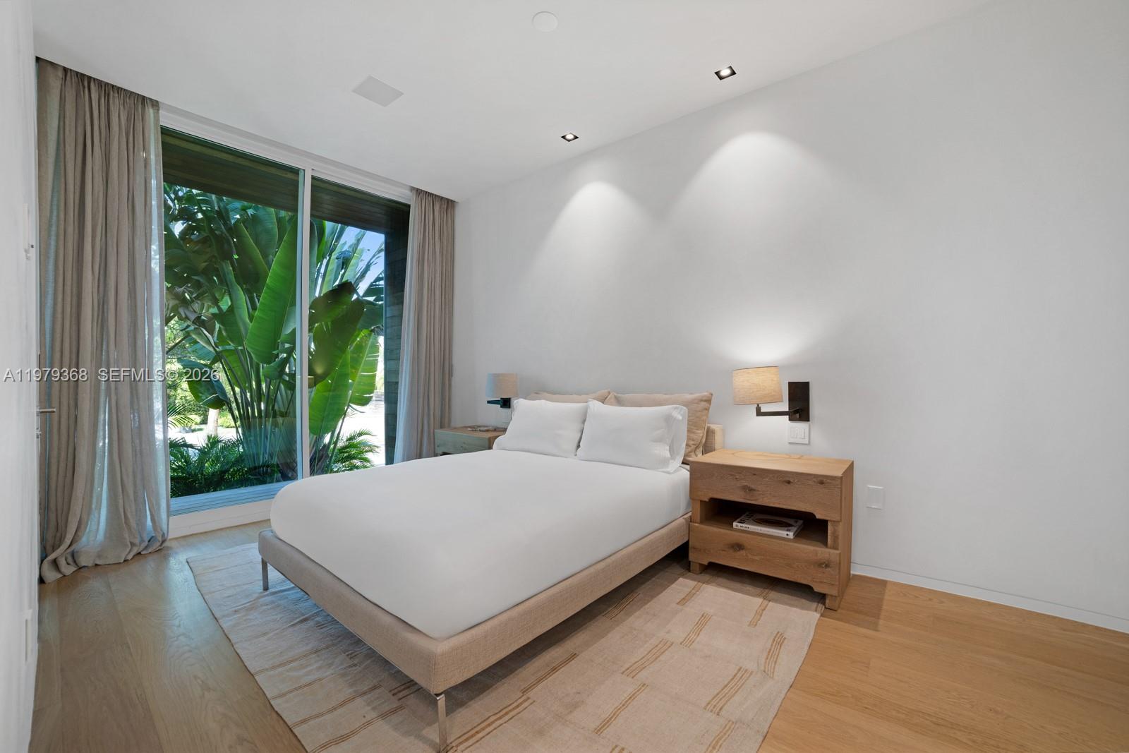 1051 W 48th St #4 Miami Beach, FL 33140