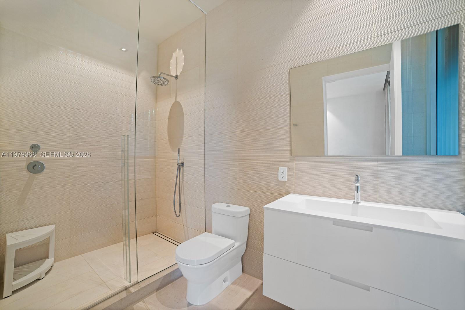 1051 W 48th St #4 Miami Beach, FL 33140