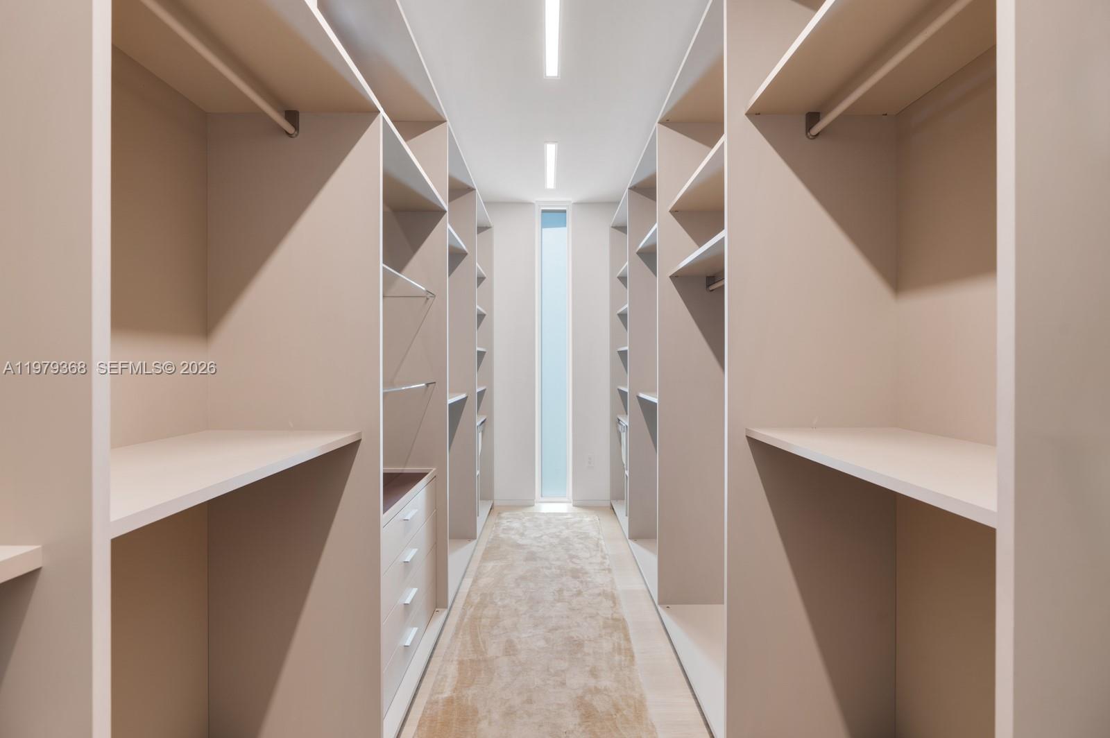 1051 W 48th St #4 Miami Beach, FL 33140