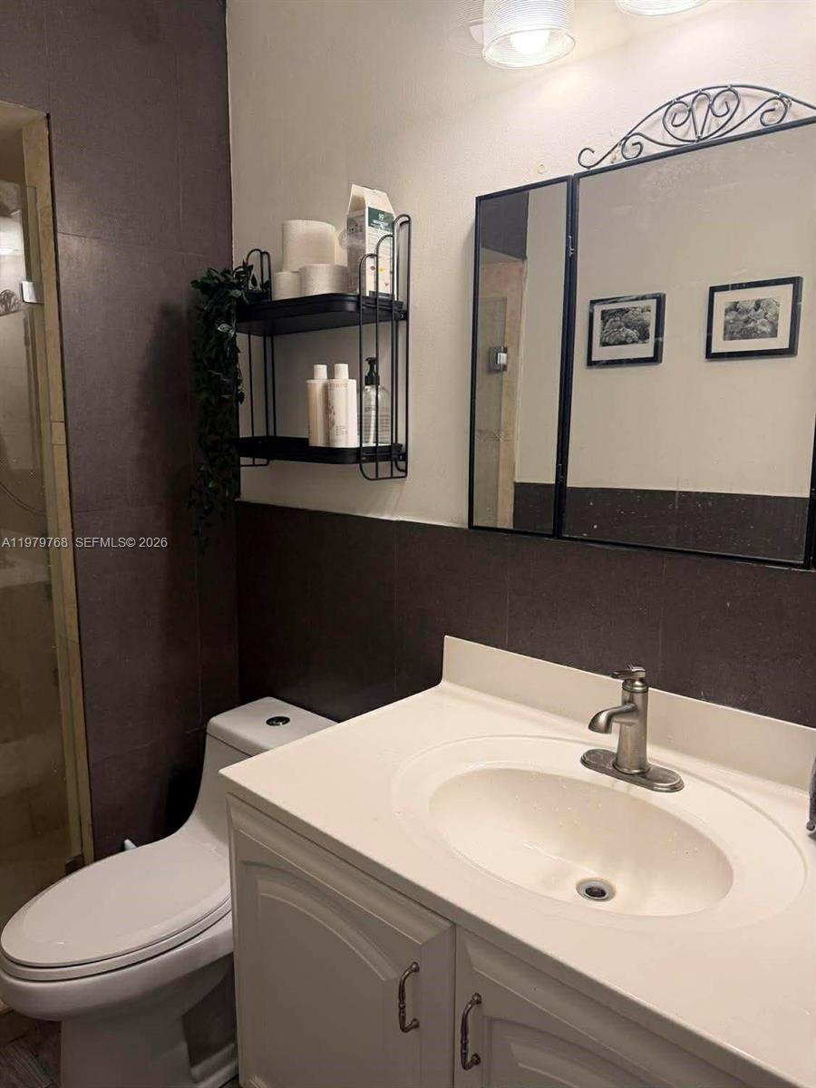 6936 SW 110th Ave Miami, FL 33173