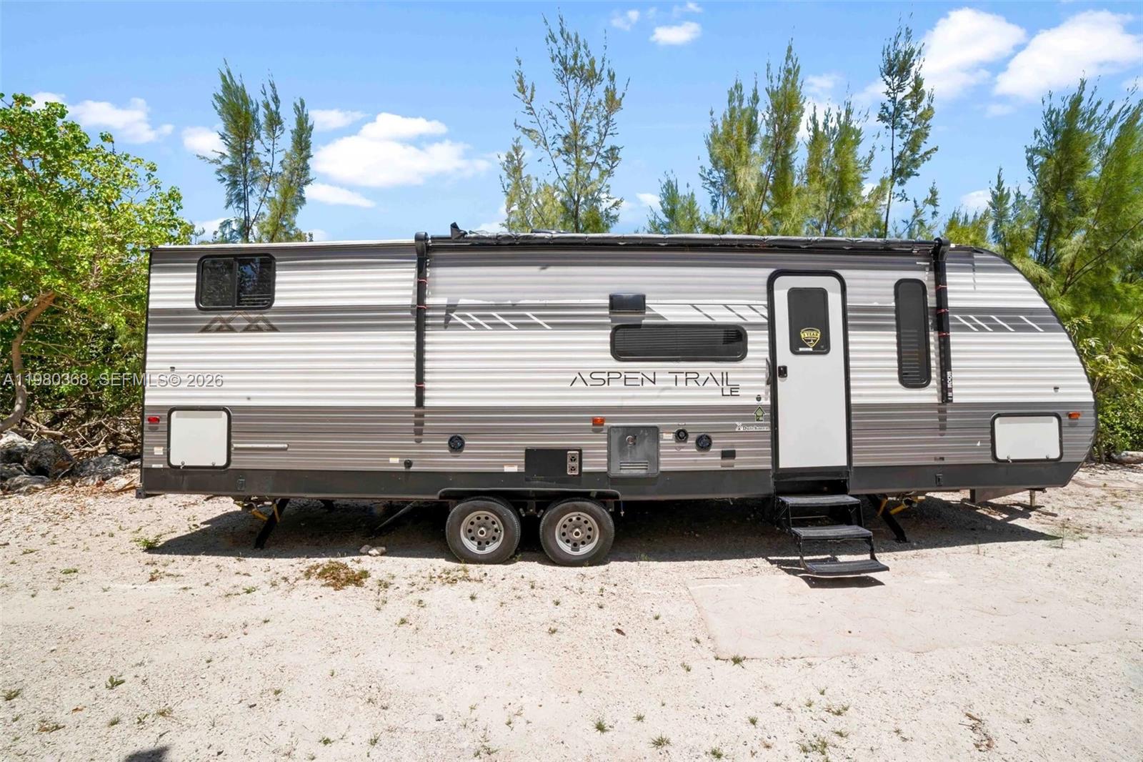 1557 Long Bch Dr Big Pine, FL 33043