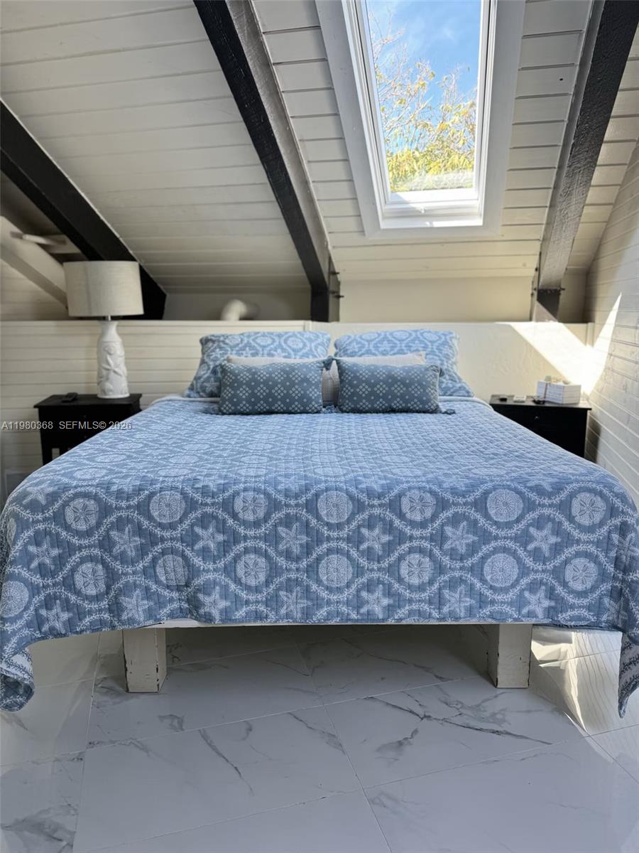 1557 Long Bch Dr Big Pine, FL 33043